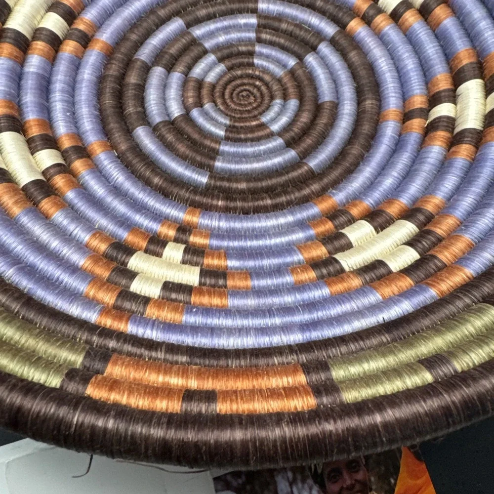 Kinasi Fruit Bowl Rwanda Colorful Hand-Woven Basket New With Tags‎